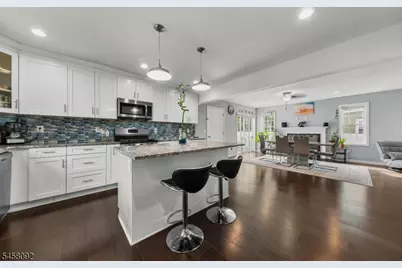 586 Dial Ave, Piscataway Township, NJ 08854 - Photo 8