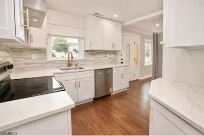 146 Liberty Ave, Belleville, NJ 07109 - Photo 6