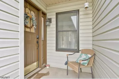 416 Willow Ct, Raritan Township, NJ 08822 - Photo 20