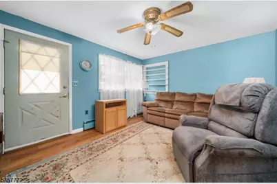 94 Woodlawn Ave, Bridgewater, NJ 08807 - Photo 18