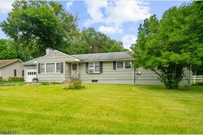 94 Woodlawn Ave, Bridgewater, NJ 08807 - Photo 2