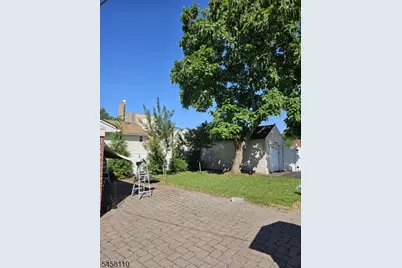 102 W Oldis St, Rochelle Park Township, NJ 07662 - Photo 2