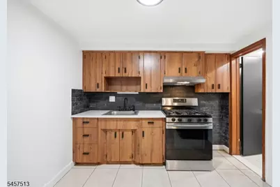 37 Hazelview Ave, Clifton, NJ 07011 - Photo 24