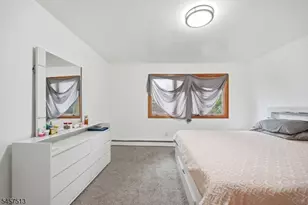 37 Hazelview Ave, Clifton, NJ 07011 - Photo 14