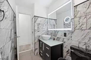 37 Hazelview Ave, Clifton, NJ 07011 - Photo 12