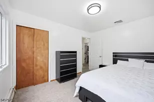 37 Hazelview Ave, Clifton, NJ 07011 - Photo 18