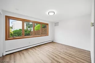 37 Hazelview Ave, Clifton, NJ 07011 - Photo 26