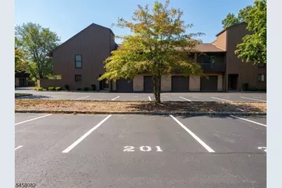 231 Kingsberry Dr, Franklin Township, NJ 08873 - Photo 20