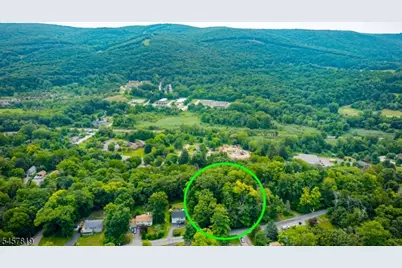 38 Evergreen Trl, Vernon, NJ 07462 - Photo 2
