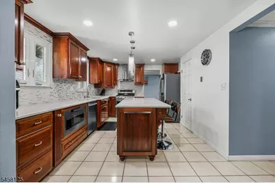 907 Mer-Edin Burg Rd, Hamilton Township, NJ 08690 - Photo 8