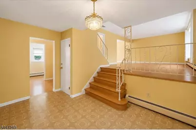 42 Aberdeen Ave, Wayne, NJ 07470 - Photo 6