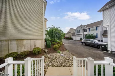 96 Sowers Dr, Mount Olive, NJ 07840 - Photo 6