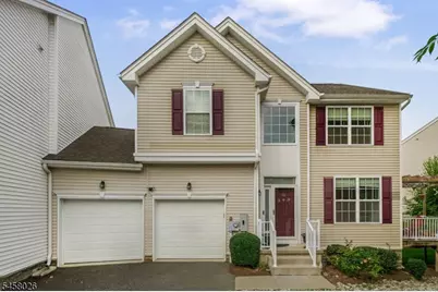 96 Sowers Dr, Mount Olive, NJ 07840 - Photo 4
