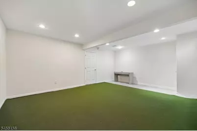 4 Prescott Ct, Bernards Township, NJ 07920 - Photo 14