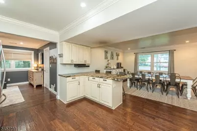 47 Biscay Dr, Mount Olive, NJ 07836 - Photo 12