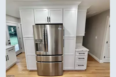 16 Charlotte St, Sayreville, NJ 08872 - Photo 20