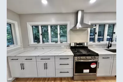 16 Charlotte St, Sayreville, NJ 08872 - Photo 22