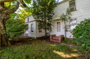 404 Federal City Rd, Hopewell Township, NJ 08534 - Photo 6