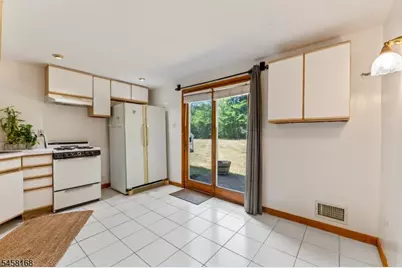 5 Yale Ct, East Brunswick Township, NJ 08816 - Photo 28