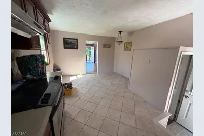 50 Clinton Ave, Mount Olive, NJ 07828 - Photo 12