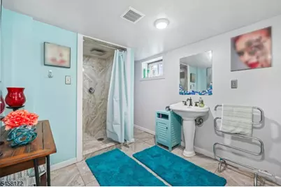 124 Kearny Ave, Perth Amboy, NJ 08861 - Photo 28