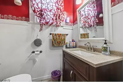 124 Kearny Ave, Perth Amboy, NJ 08861 - Photo 14