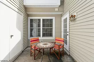 342 Greenbriar-6, Union Township, NJ 07083 - Photo 4