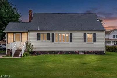 42 Ferro Monte Ave, Roxbury Township, NJ 07847 - Photo 2