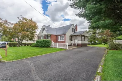 42 Ferro Monte Ave, Roxbury Township, NJ 07847 - Photo 6