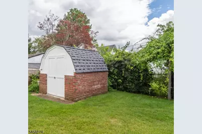 42 Ferro Monte Ave, Roxbury Township, NJ 07847 - Photo 32
