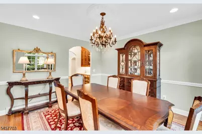 23 Rogers Ave, Berkeley Heights Township, NJ 07922 - Photo 6