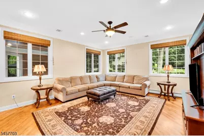 23 Rogers Ave, Berkeley Heights Township, NJ 07922 - Photo 16