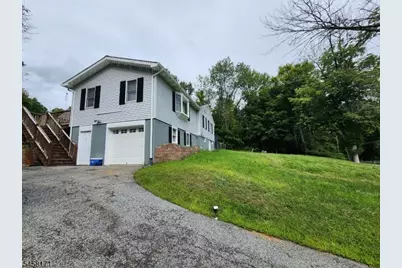 30 Locust Rd, Wantage, NJ 07461 - Photo 2