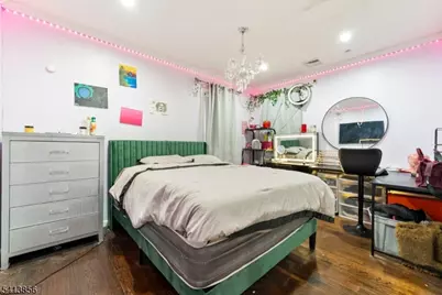 263 Stiles St, Elizabeth, NJ 07208 - Photo 16