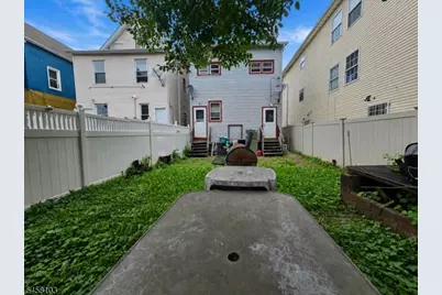 744 Trumbull St, Elizabeth, NJ 07201 - Photo 10