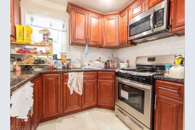 95 Ellis Ave, Irvington, NJ 07111 - Photo 4