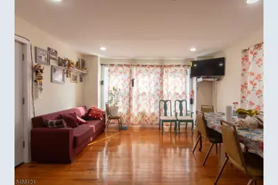 95 Ellis Ave, Irvington, NJ 07111 - Photo 2