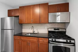 725 Joralemon St, Belleville Twp., NJ 07109 - Photo 2