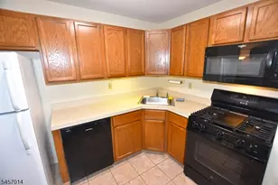 24 Spruce Terrace, Mount Arlington, NJ 07856 - Photo 6
