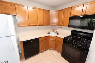 24 Spruce Terrace, Mount Arlington, NJ 07856 - Photo 6