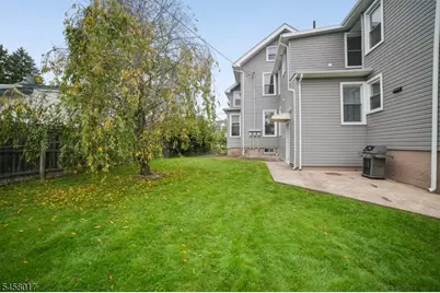 223 Walnut St, Montclair, NJ 07042 - Photo 24