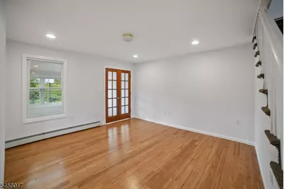 223 Walnut St, Montclair, NJ 07042 - Photo 6
