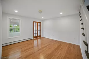 223 Walnut St, Montclair, NJ 07042 - Photo 6