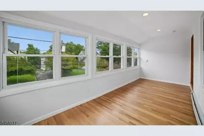 223 Walnut St, Montclair, NJ 07042 - Photo 8