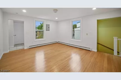 223 Walnut St, Montclair, NJ 07042 - Photo 10