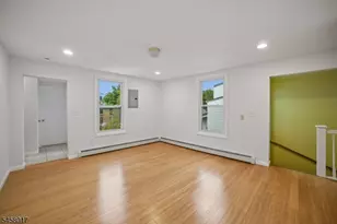 223 Walnut St, Montclair, NJ 07042 - Photo 10