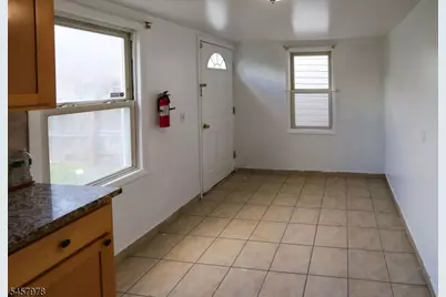 210 Lafayette St, Rahway, NJ 07065 - Photo 4