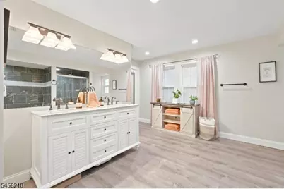 176 N Broadway, Old Bridge Township, NJ 08879 - Photo 14