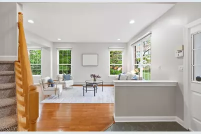 13 Oakwood Ct, Cedar Grove, NJ 07009 - Photo 4