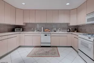 52 Edgemont Rd, West Orange Township, NJ 07052 - Photo 38
